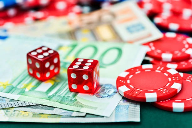 itubola mobile app interface showing slot tournaments and live-dealer lobby